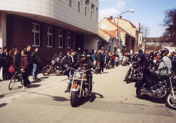 Zah�jen� vyj��ky